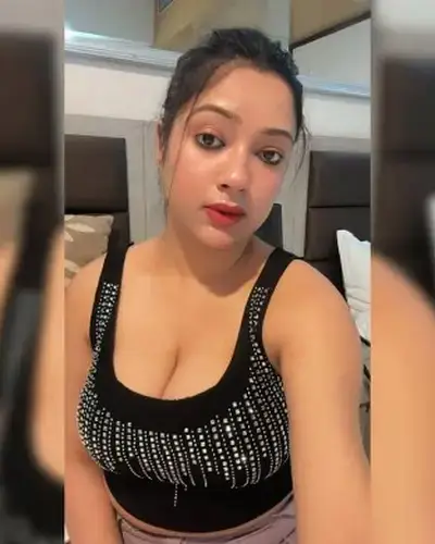 Call Girls Service Umreth